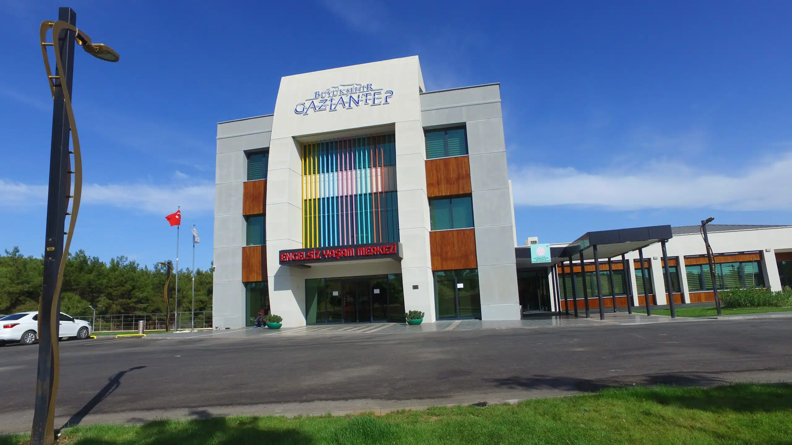 ENGELSİZ YAŞAM MERKEZİ