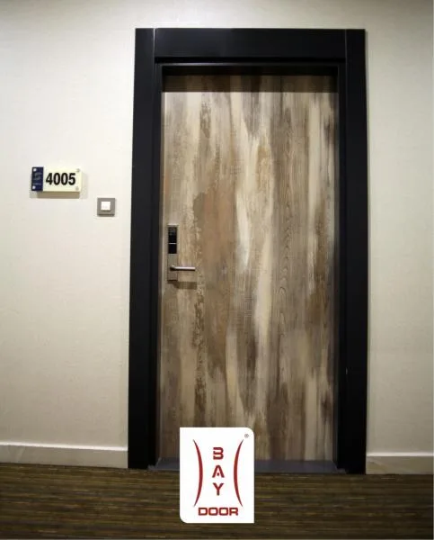 Laminant 018